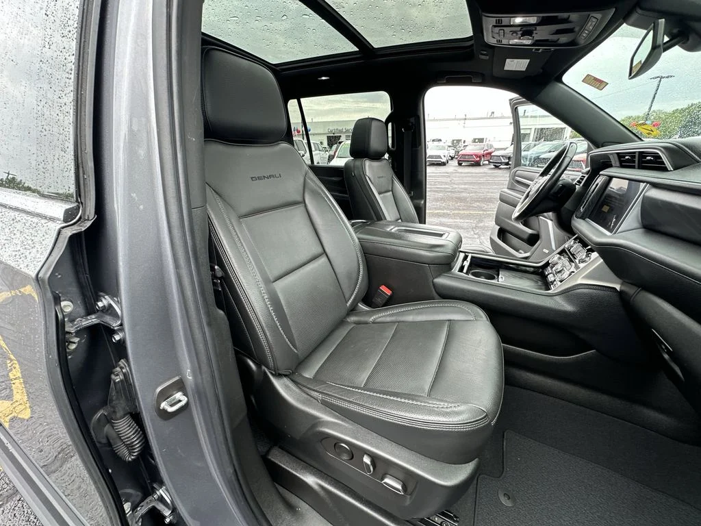 Used 2022 Gray GMC Denali image 21