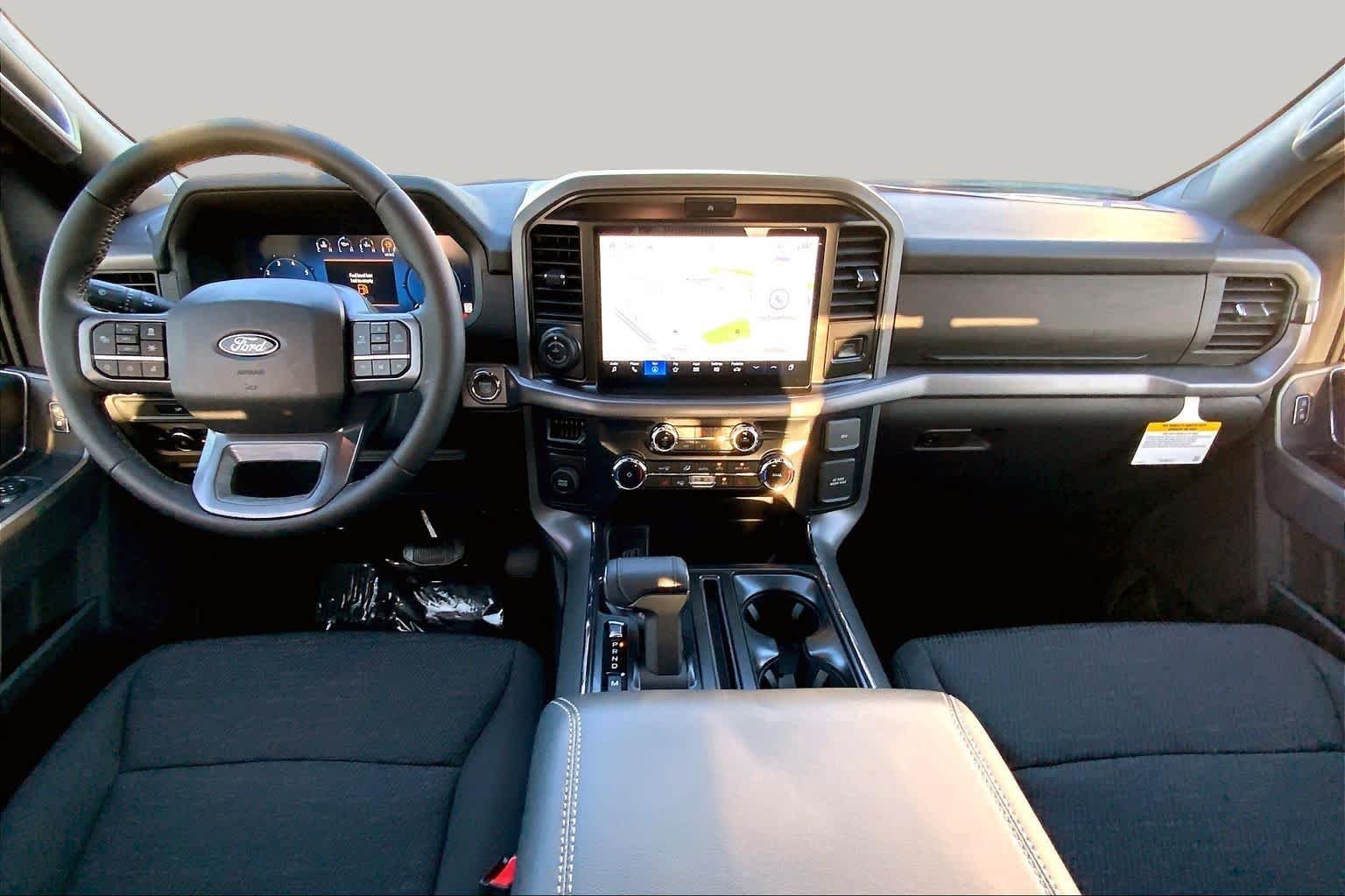 New 2026 Carbonized Gray Metallic Ford XLT image 12