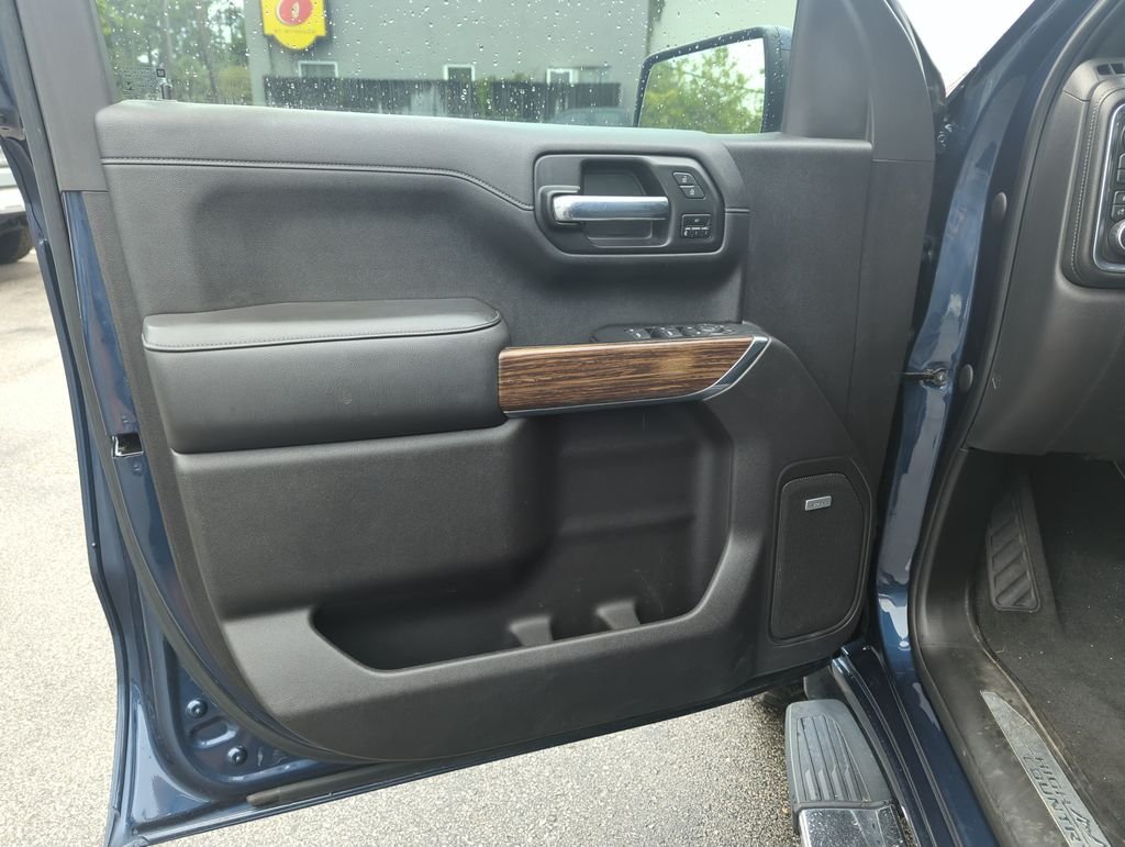Used 2020 Blue Chevrolet High Country image 16