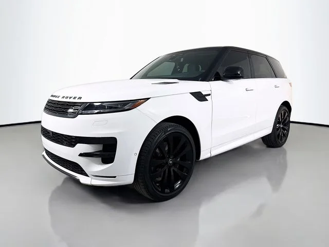 Used 2024 White Land Rover Dynamic SE image 1