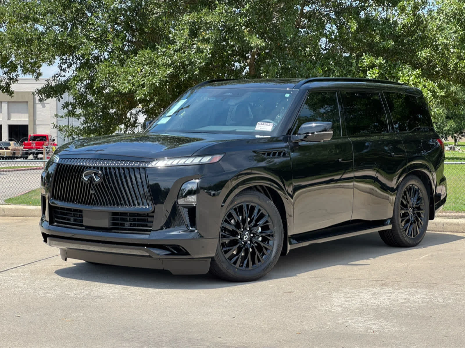 2026 INFINITI QX80 Autograph 4WD's photo