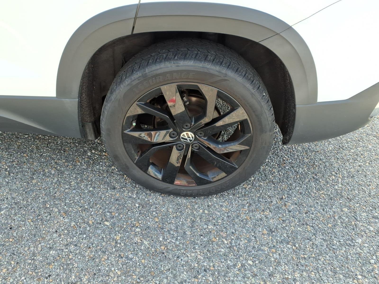 2022 Volkswagen Taos SEL - Photo 14