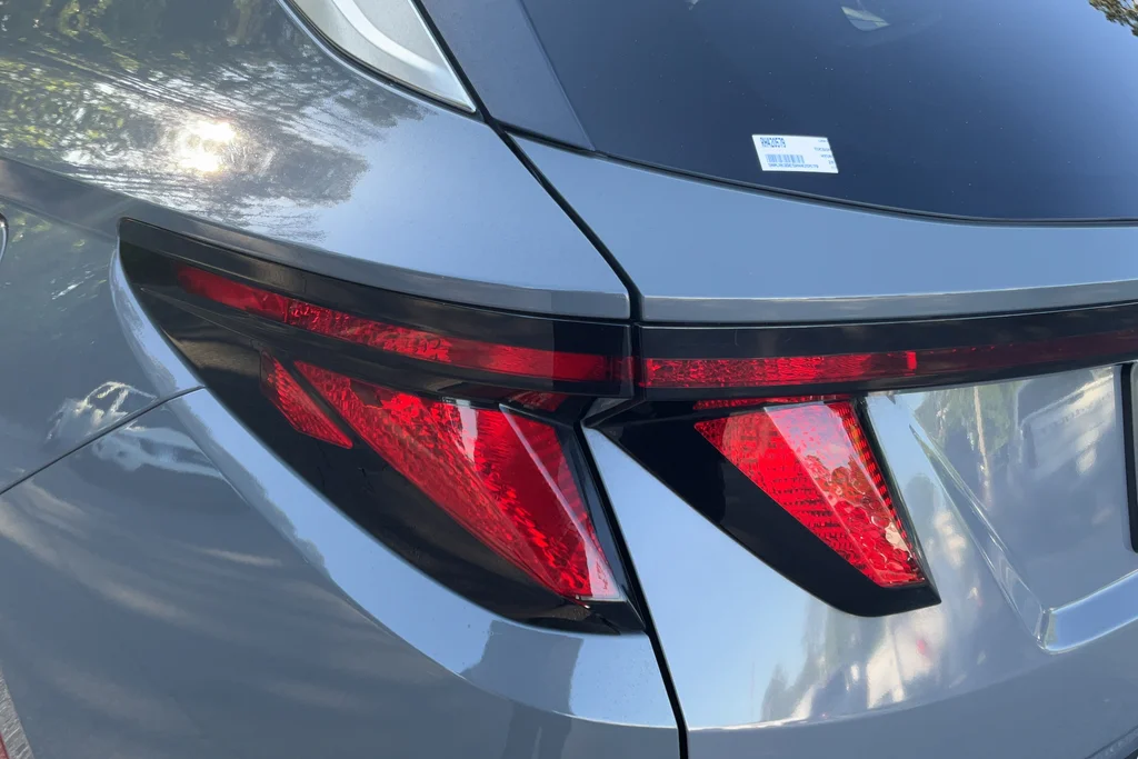 Used 2024 Gray Hyundai SEL image 29