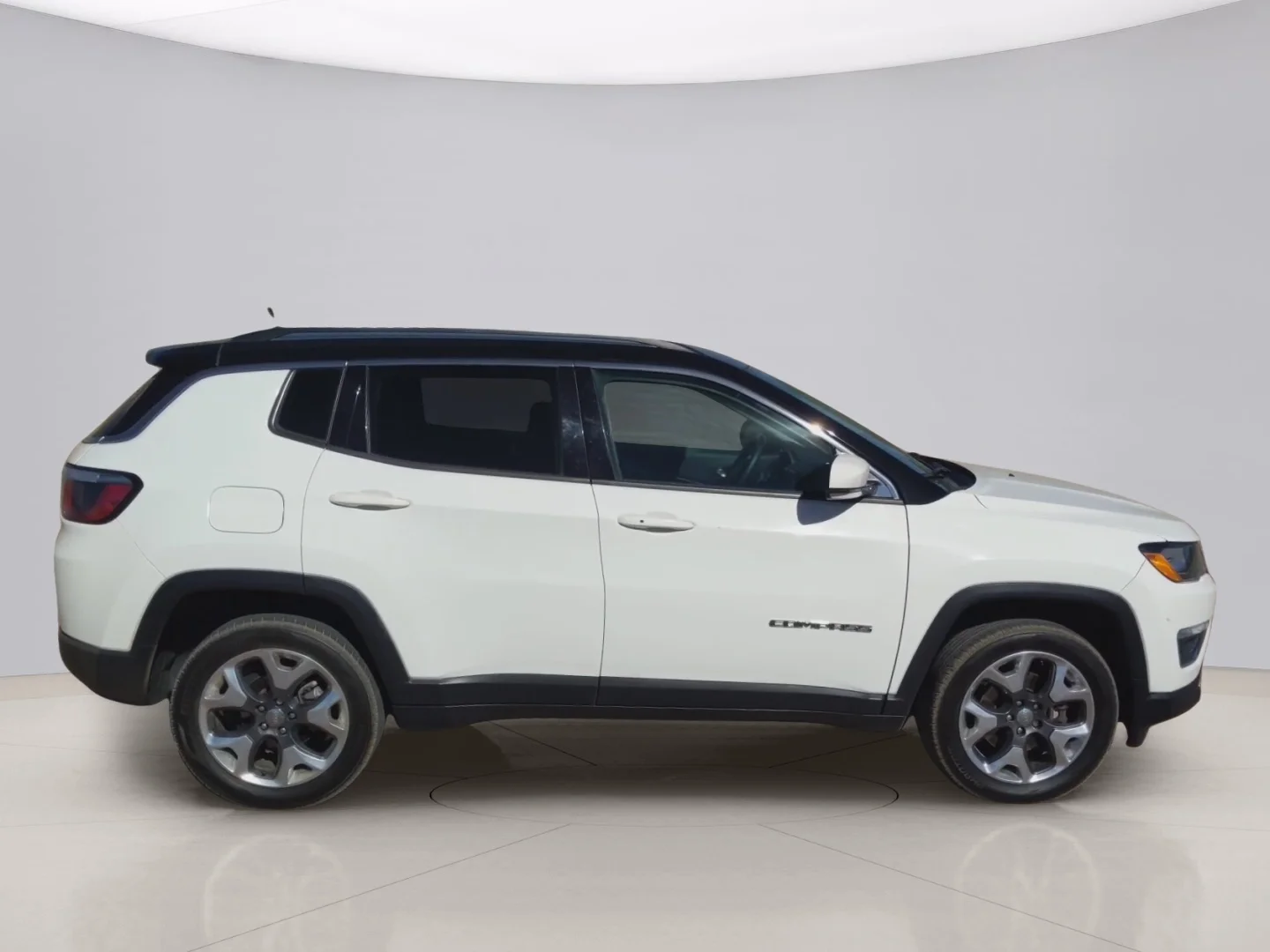 Used 2018 White Jeep LIMITED image 6