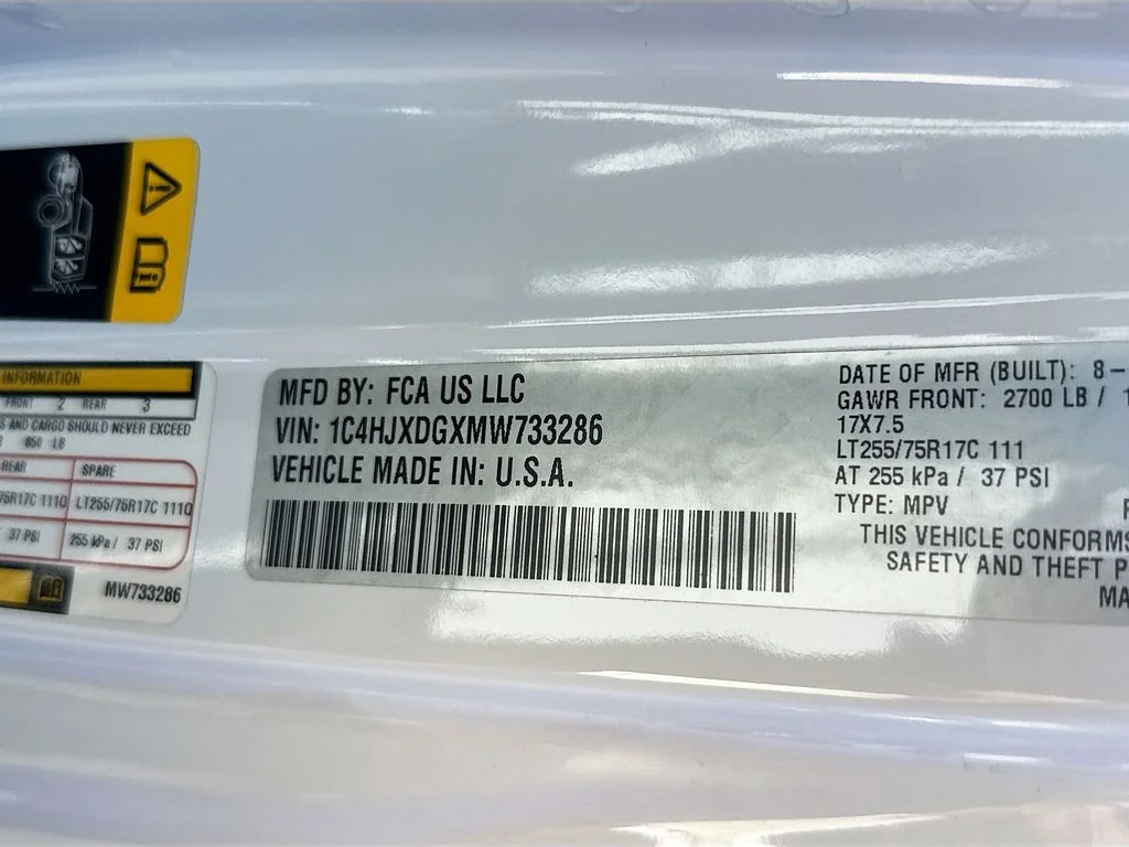 Used 2021 White Jeep Unlimited Willys image 21