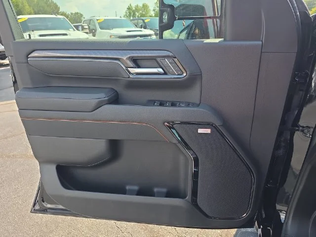 Used 2025 Black GMC AT4 image 28
