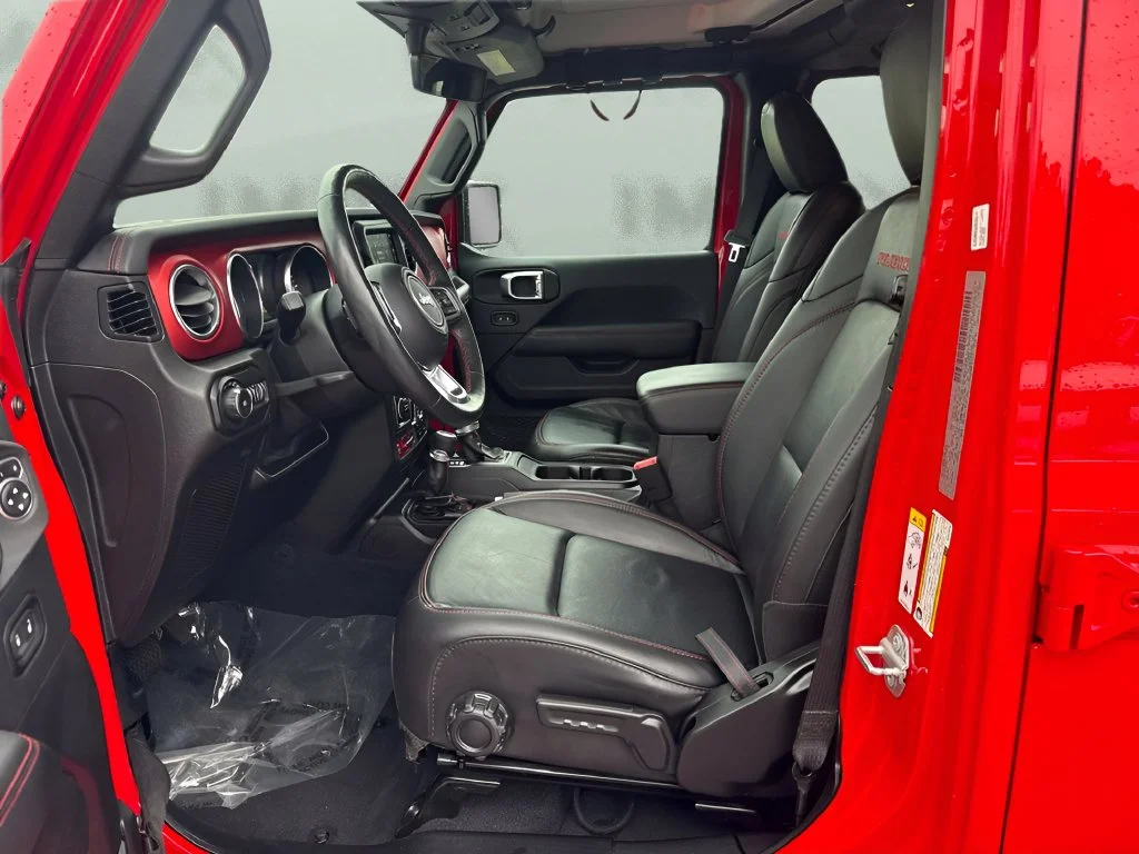 Used 2019 Red Jeep Unlimited Rubicon image 9