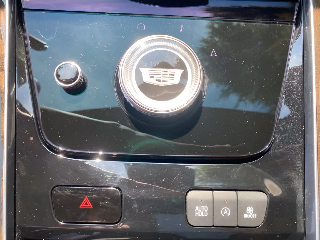 Used 2025 Crystal White Tricoat Cadillac Sport Platinum image 40