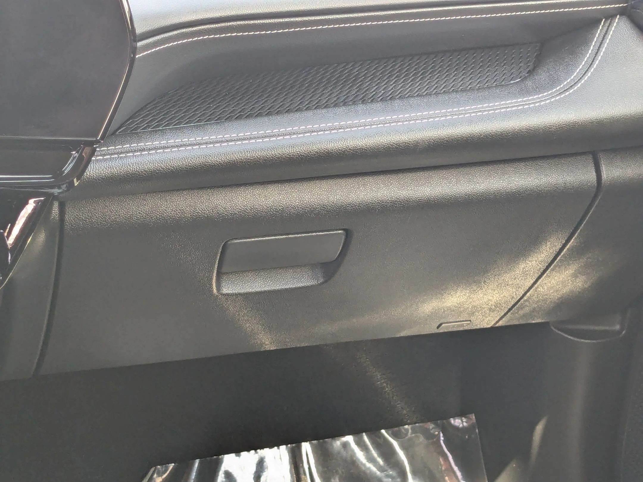 Used 2024 Sterling Gray Metallic Chevrolet eAWD LT image 30
