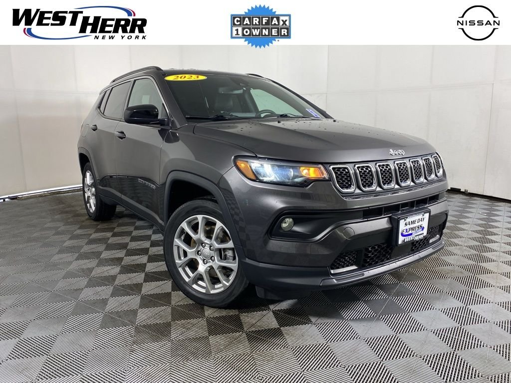 2023 Jeep Compass Latitude Lux
