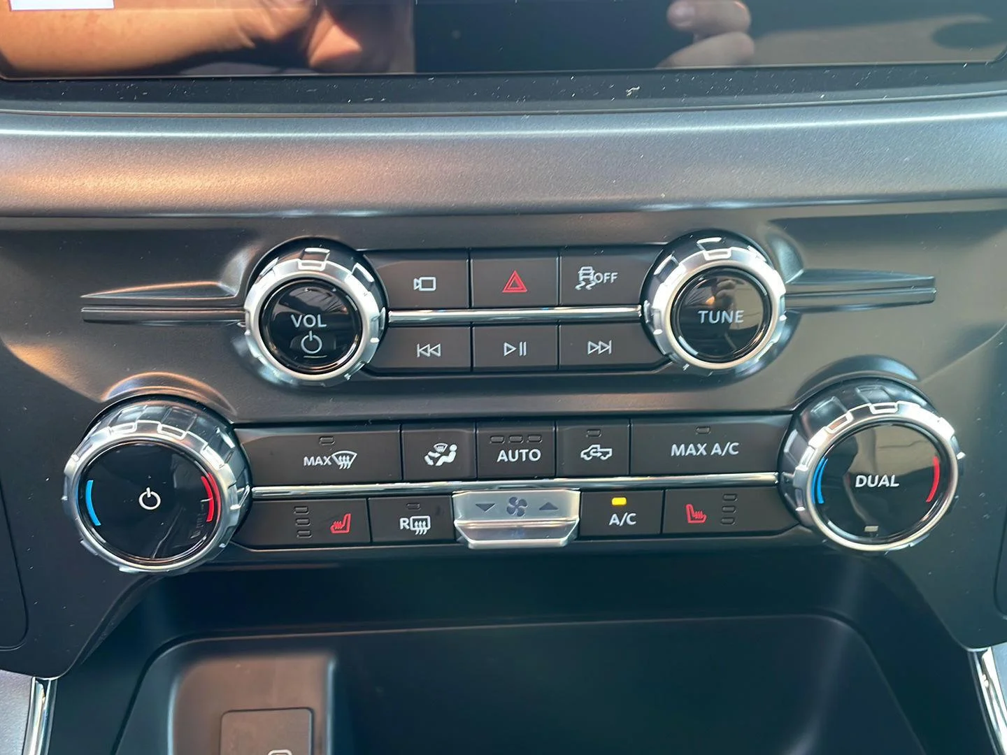 New 2026 Avalanche Ford XLT image 22