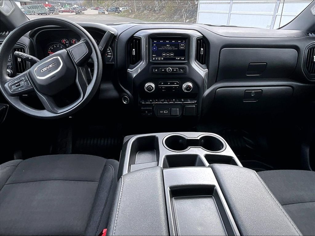 Used 2024 Onyx Black GMC Pro image 21