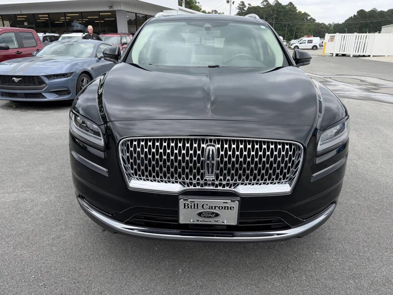 Used 2022 Black Lincoln Reserve AWD 4dr SUV image 19