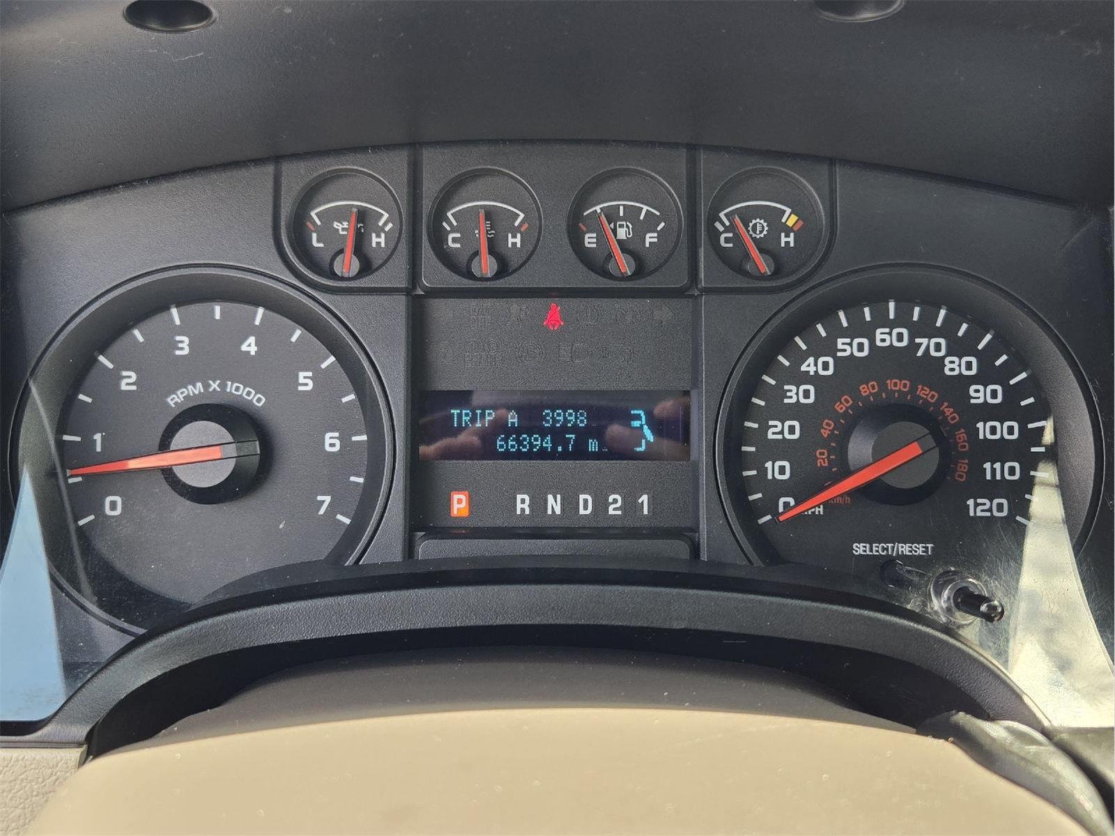 Used 2009  Ford XLT image 14