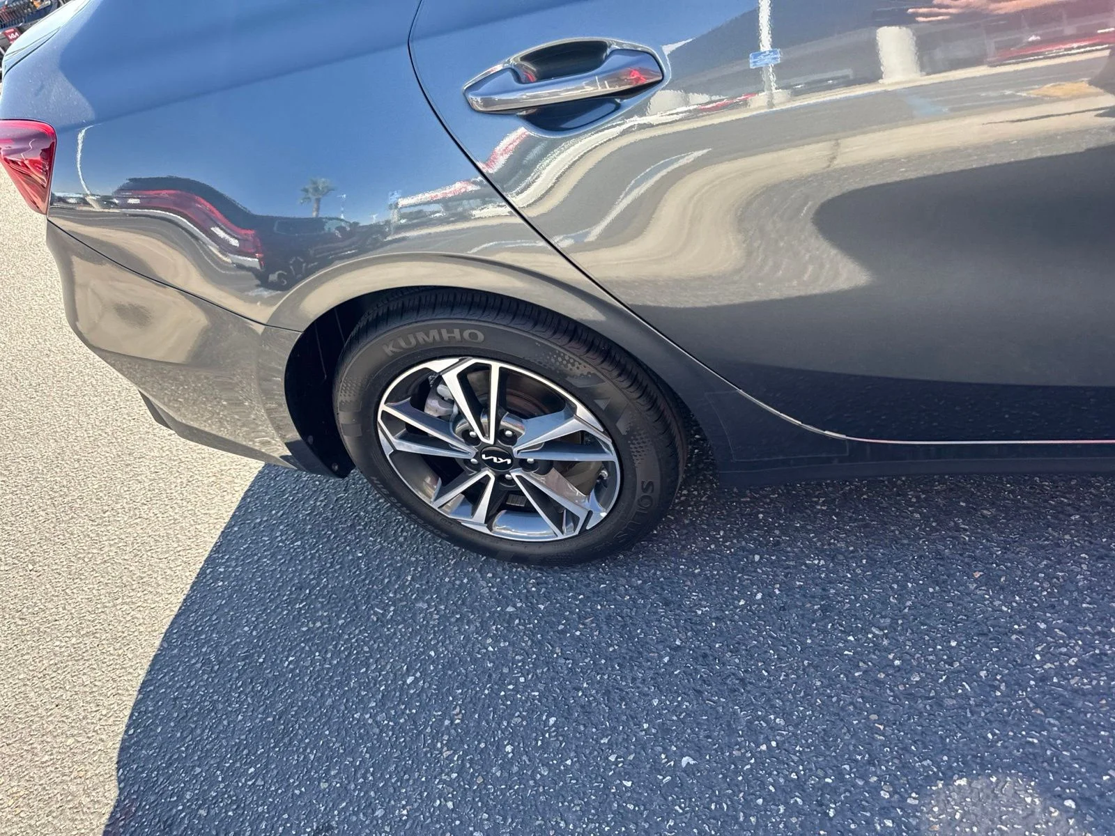 Used 2023 Gravity Gray Kia LXS image 23