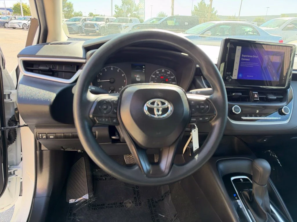 Used 2025 White Toyota LE image 16
