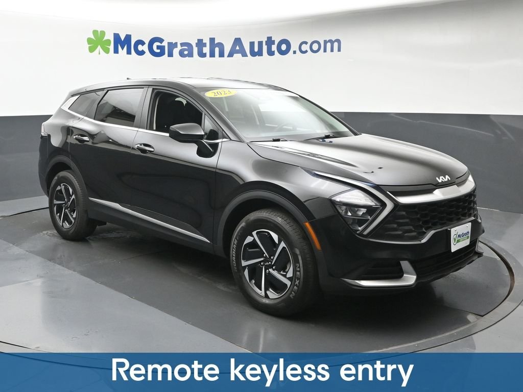 Used 2023 Black Kia LX image 3