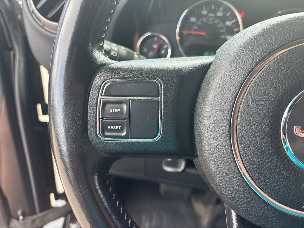 Used 2017 Gray Jeep Unlimited Sport image 14