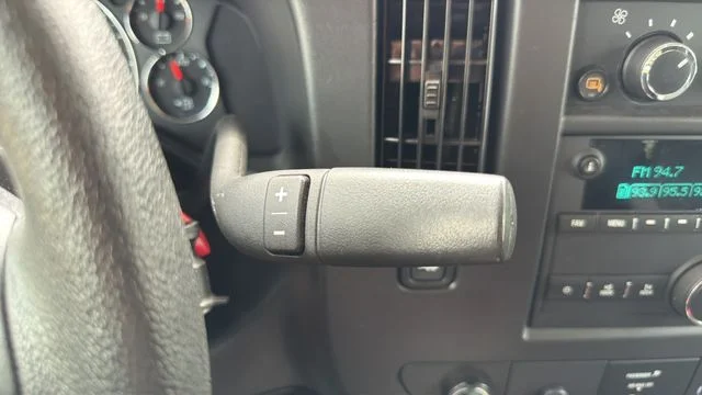 Used 2025 White GMC Work Van image 30