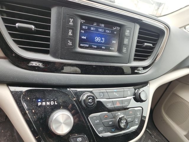 Used 2017 Chrysler Pacifica Touring-L with VIN 2C4RC1BG8HR711848 for sale in Kearney, NE