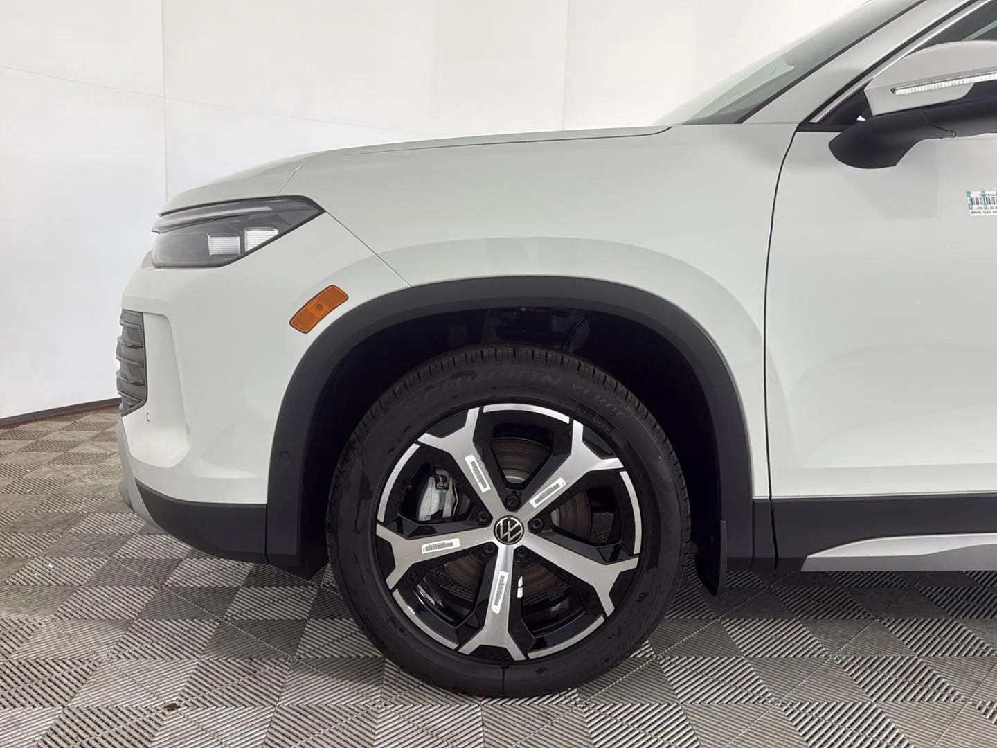 New 2026 pure white Volkswagen SE image 12