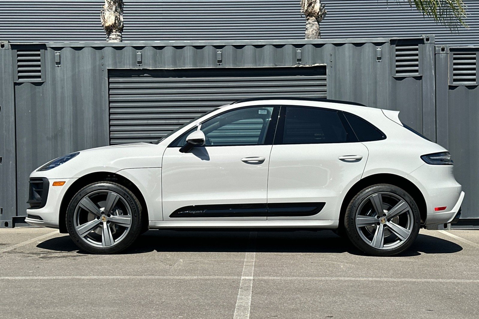 New 2026 Chalk Porsche T image 2