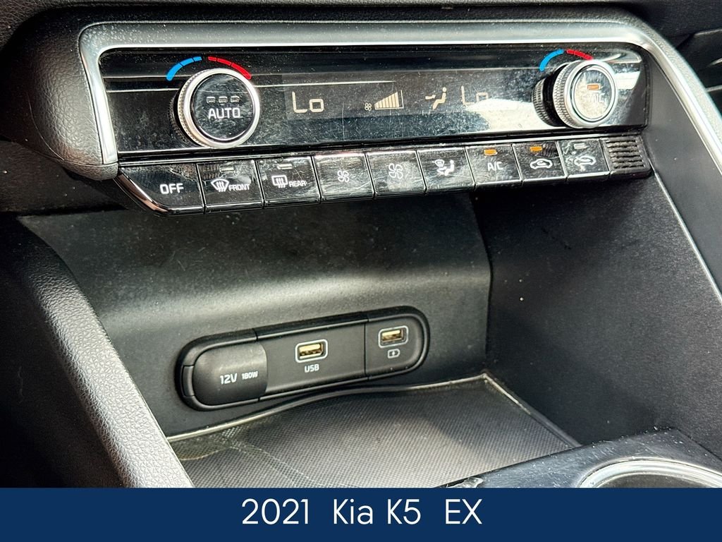 Used 2021 Black Kia EX image 33