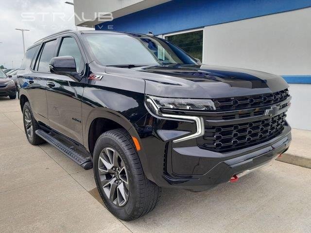 Used 2024 Black Chevrolet Z71 image 3