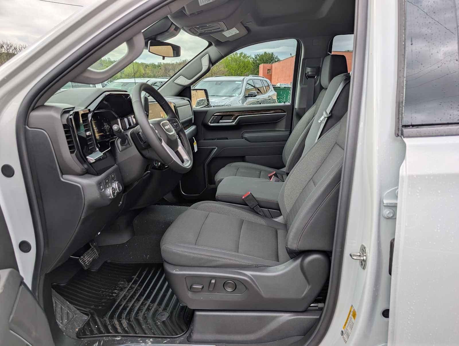 New 2026 Summit White GMC Elevation image 5