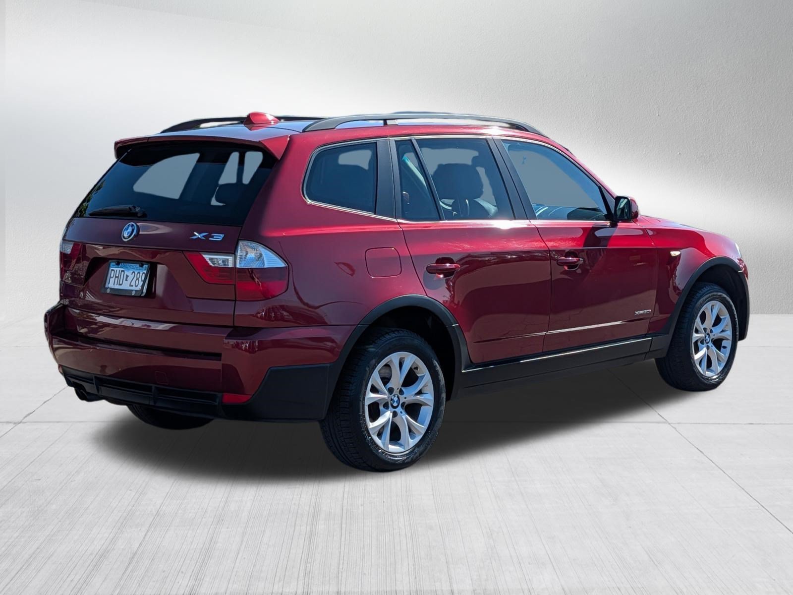Used 2009 Vermillion Red Metallic BMW xDrive30i image 7