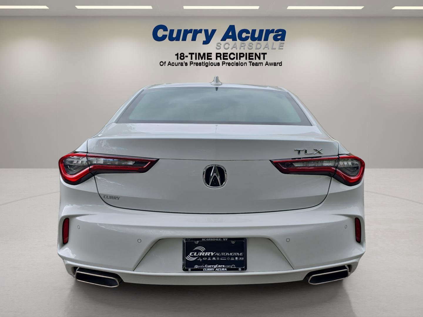 Certified Used 2023 Platinum White Pearl Acura w/Technology Package image 4