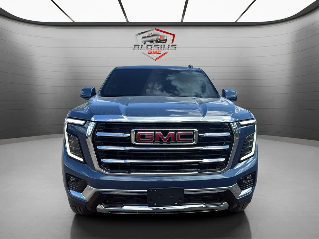 New 2026 Downpour Metallic GMC Elevation image 8