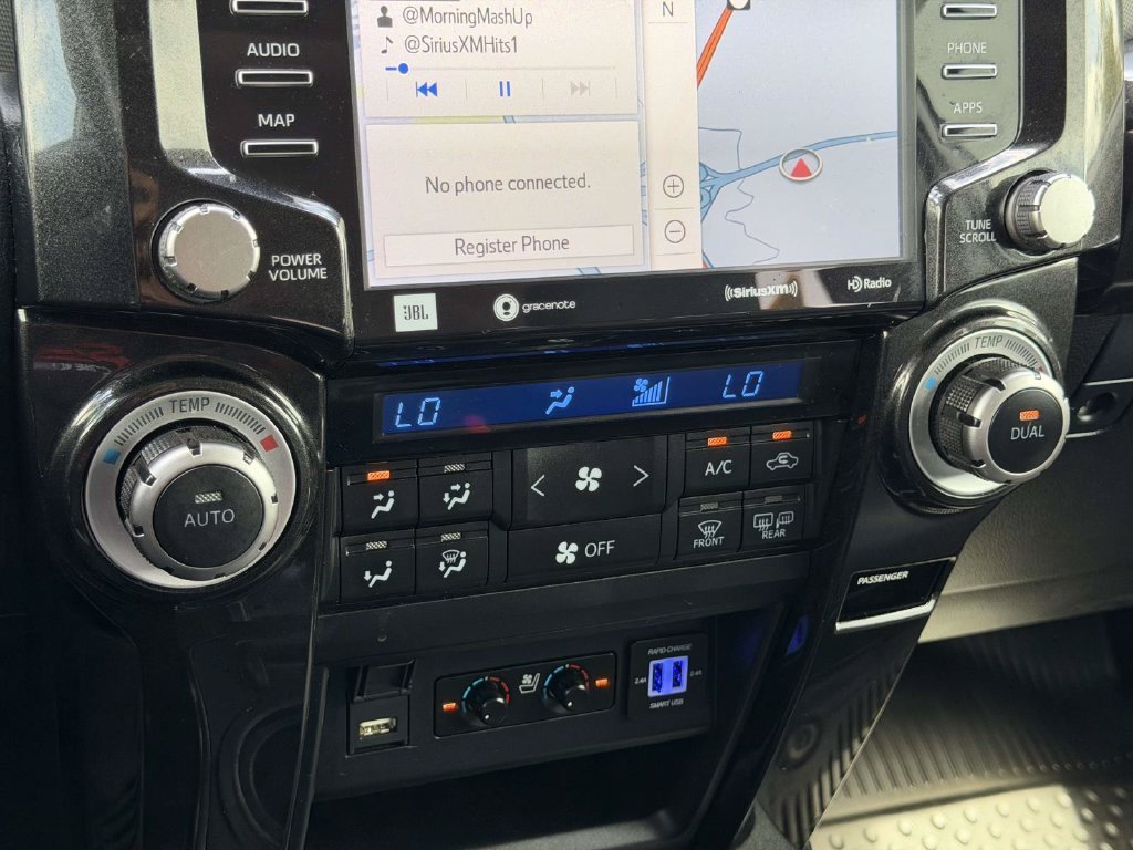 Used 2020 White Toyota Nightshade image 5