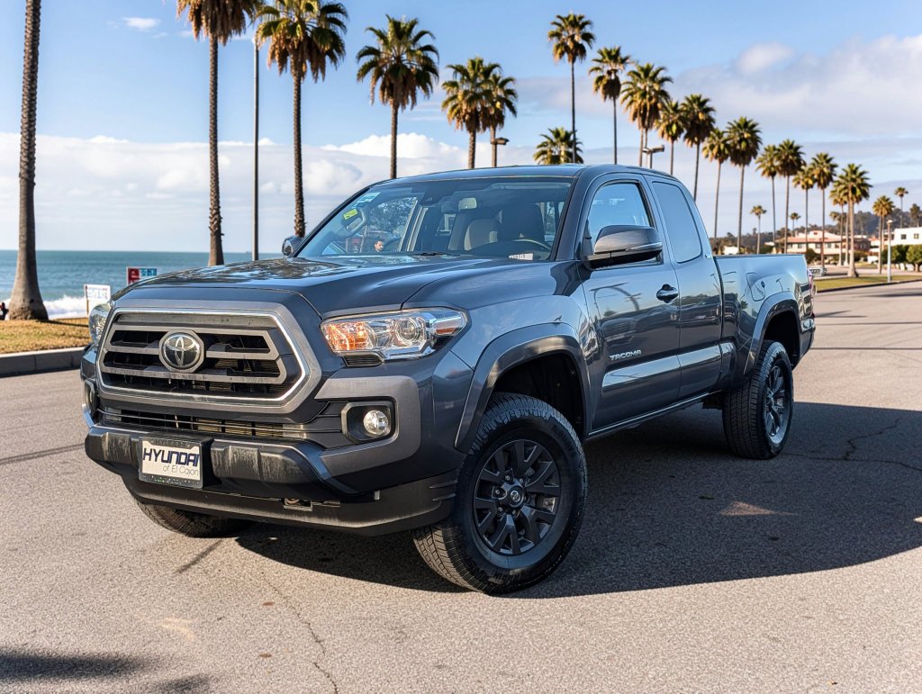 Used 2020 Gray Toyota SR5 image 2