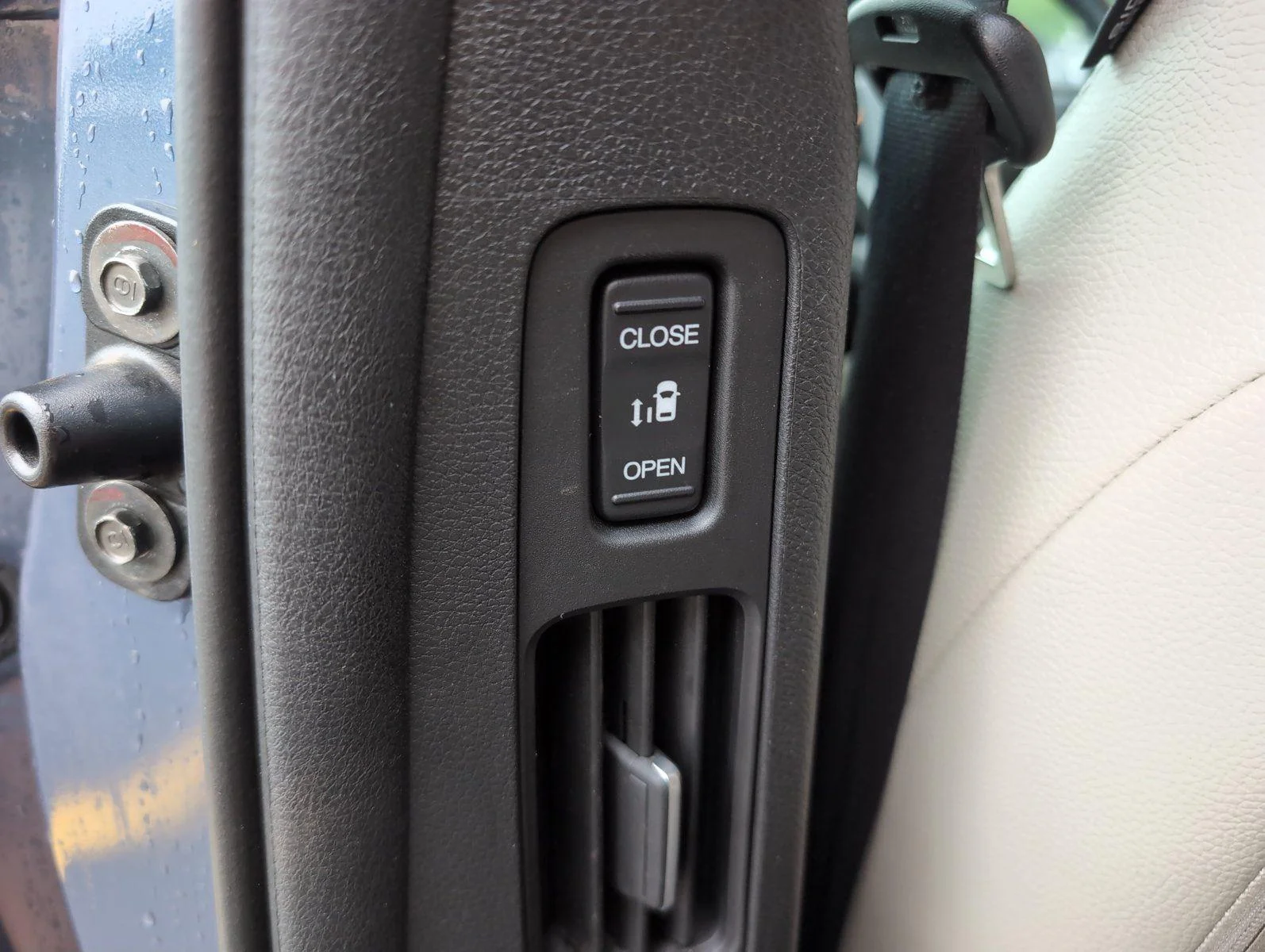 Used 2025 Smoke Blue Pearl Honda EX-L image 33