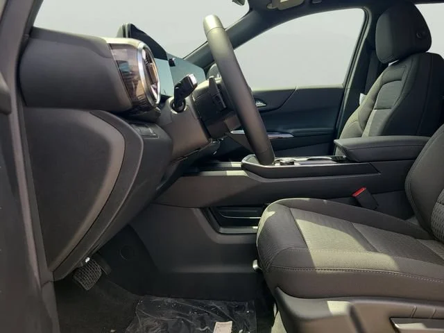 New 2027 Sterling Gray Metallic Chevrolet LT image 20