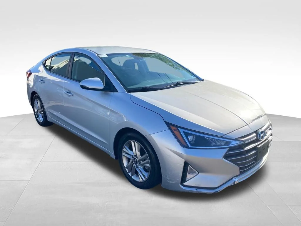 Used 2019 Silver Hyundai SEL image 19
