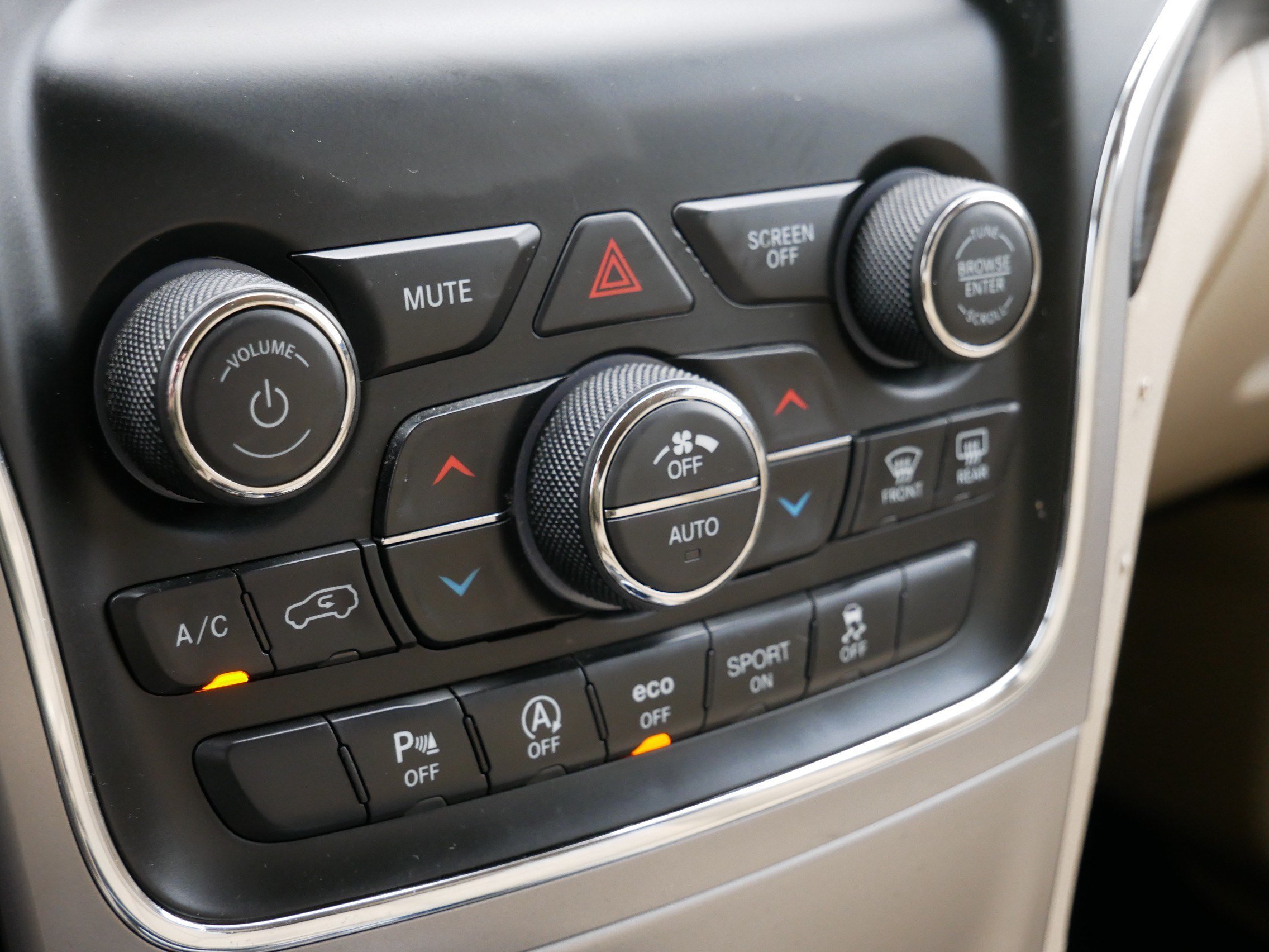 2021 Jeep Grand Cherokee Laredo E - Photo 22