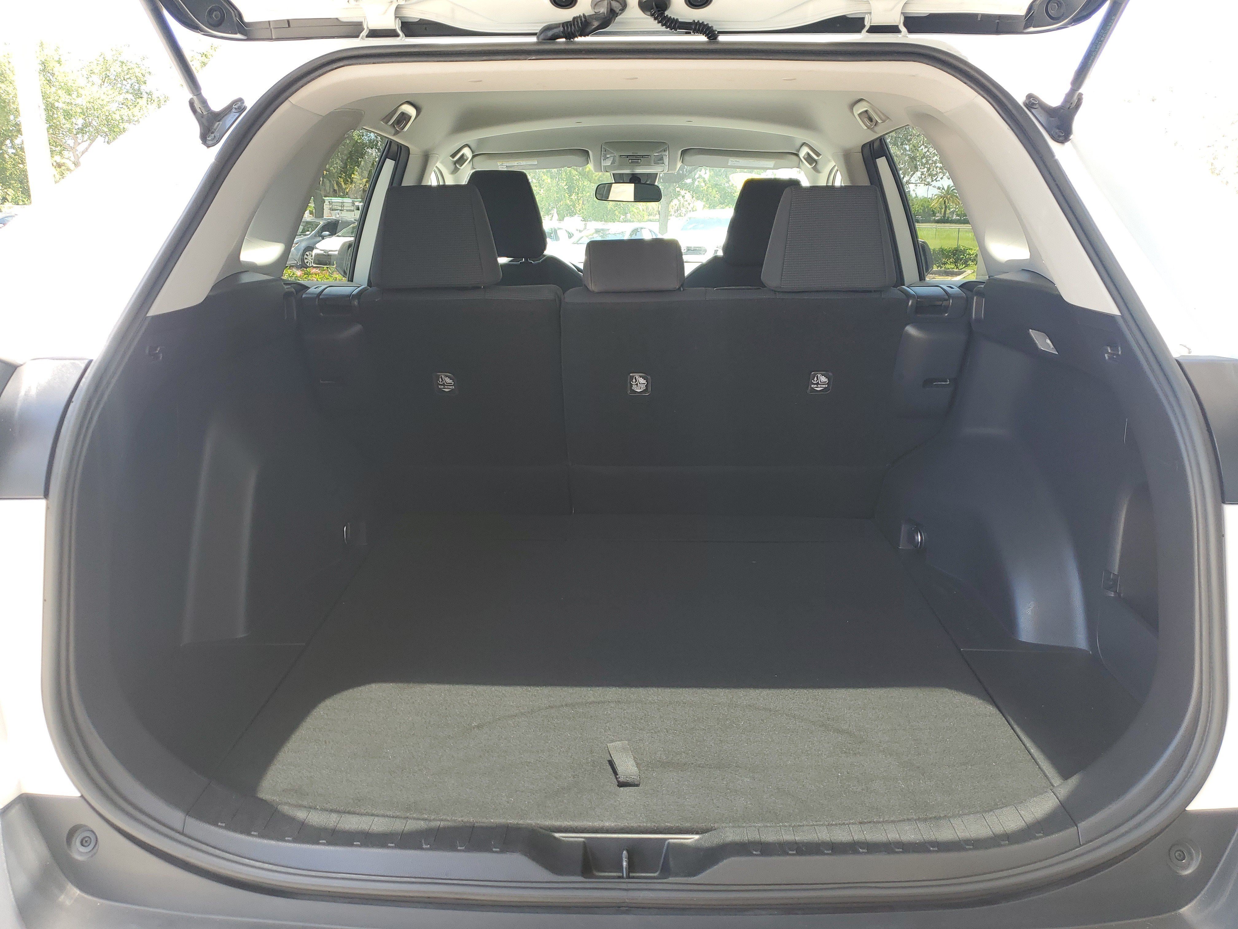 Used 2021 Super White Toyota LE image 9