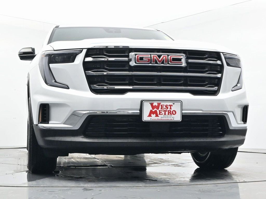 Used 2025 Summit White GMC Elevation image 27