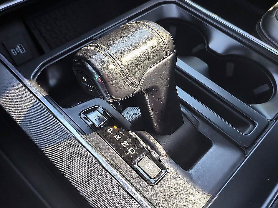 Used 2023 Gray Metallic Ford Platinum image 26