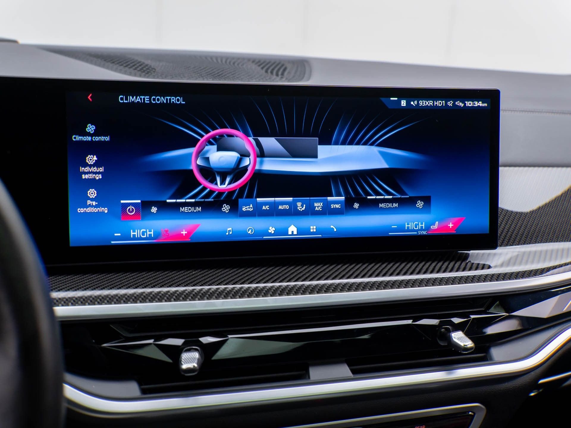 Used 2024 Black BMW M60i image 26