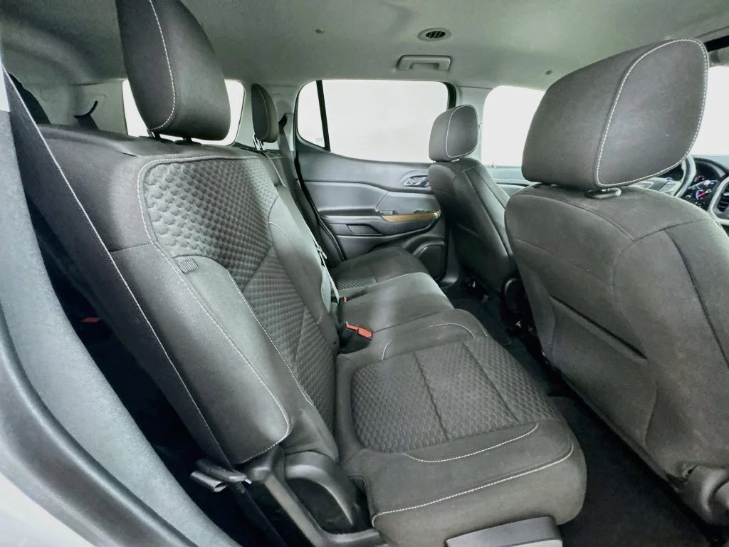 Used 2019 White GMC SLE-1 image 33