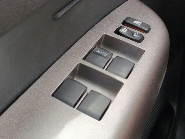 Used 2013 Tundra Toyota Grade image 18