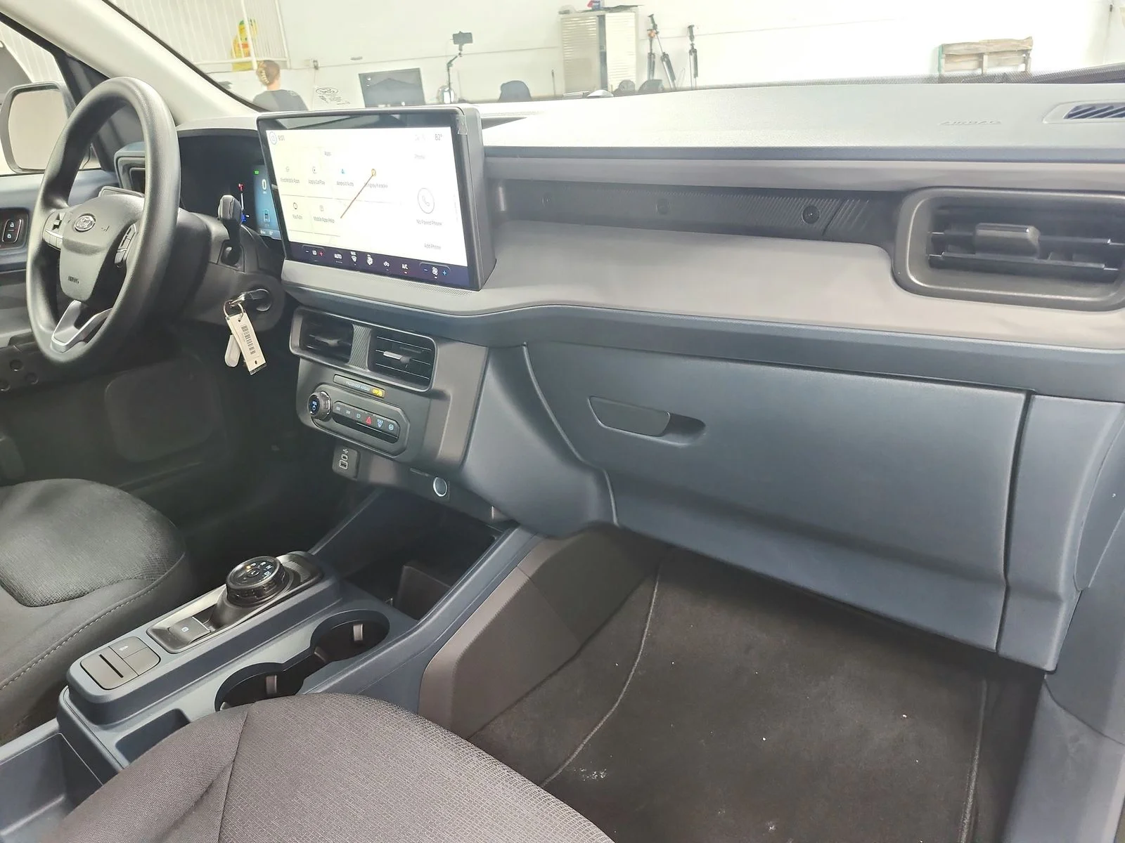 New 2026 Oxford White Ford XL image 35