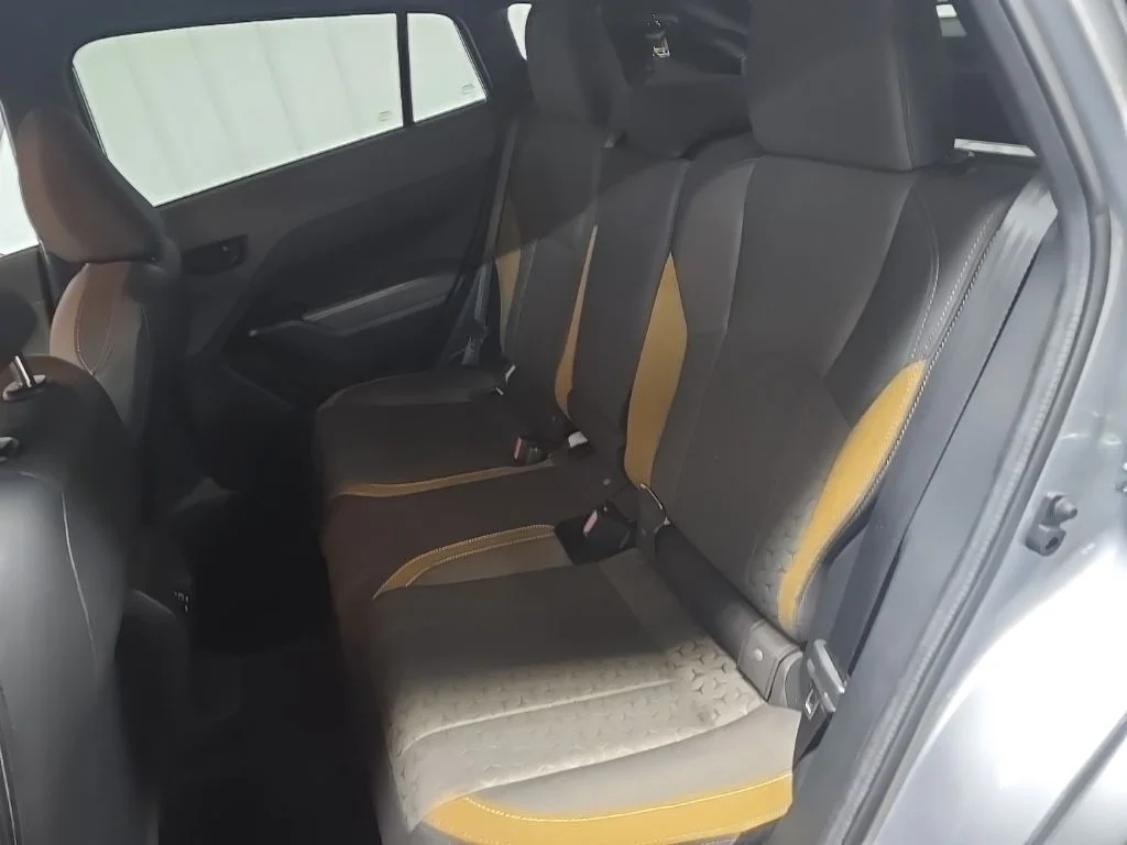Used 2024 Silver Subaru Sport image 31