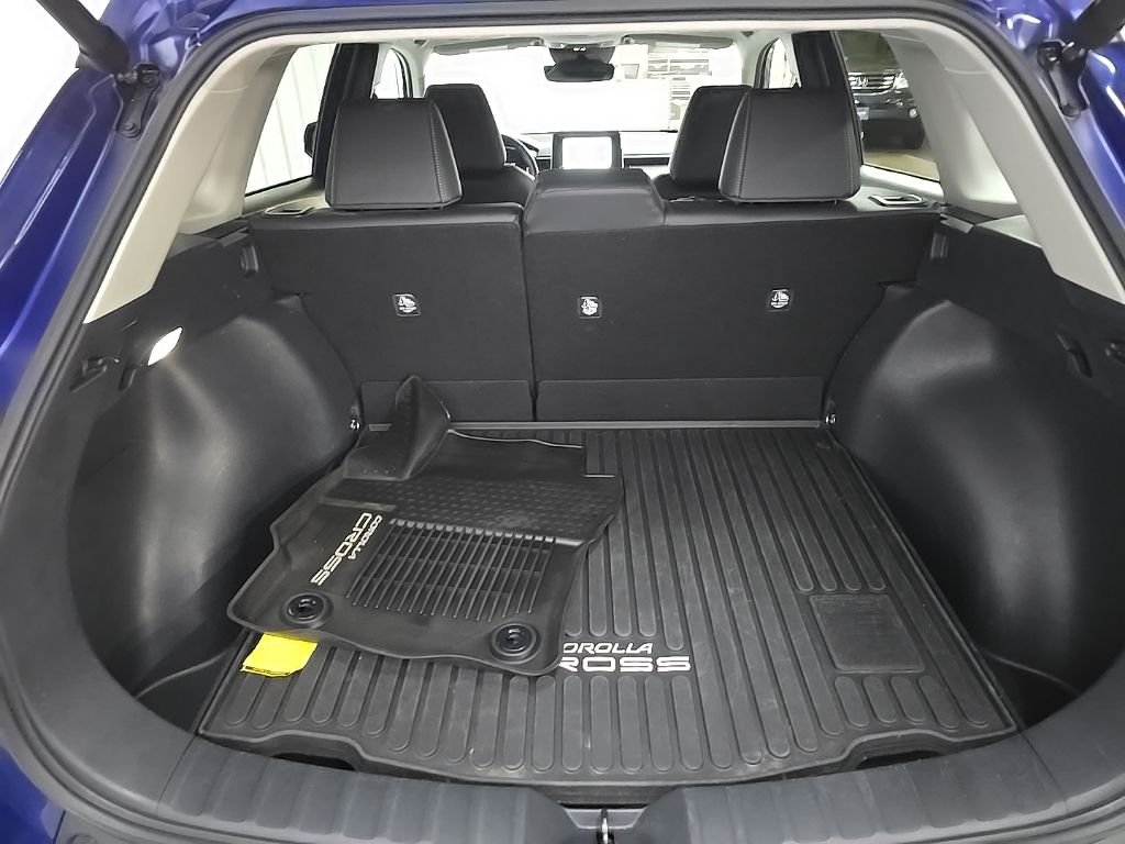 Used 2023 Blue Toyota XLE image 12