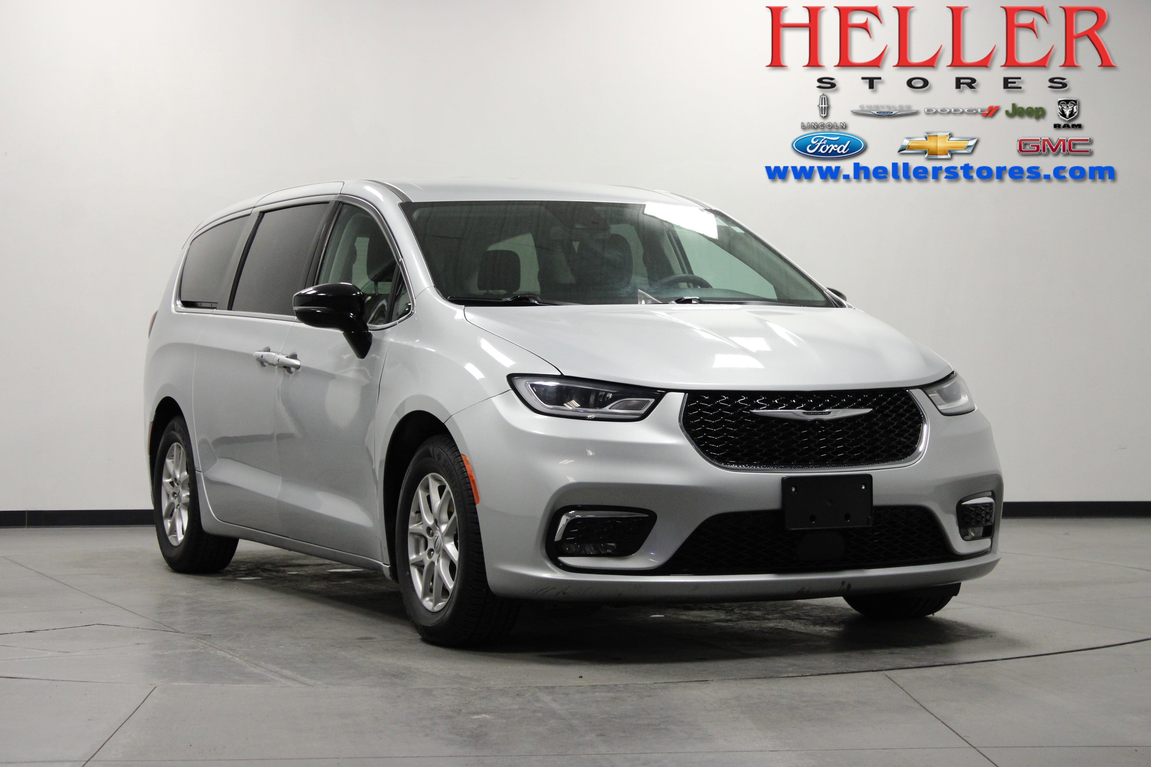 2024 Chrysler Pacifica