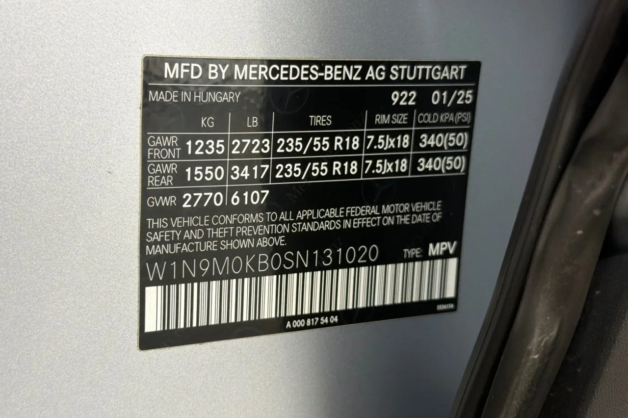 Certified Used 2025 Cirrus Silver Metallic Mercedes-Benz EQB 300 image 28