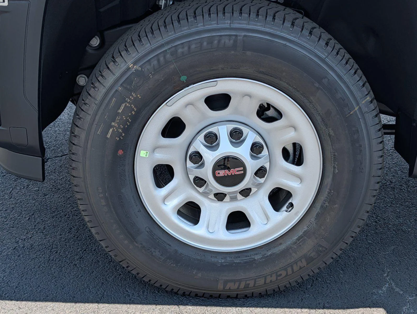 New 2026 Summit White GMC Pro image 10